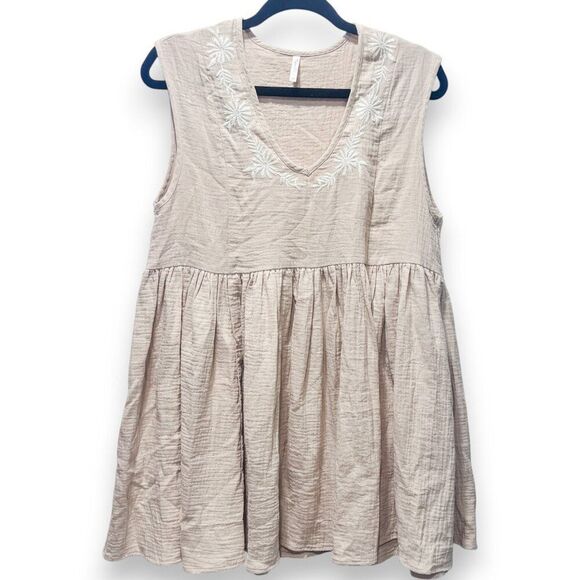 Rylee + Cru Women's Embroidered Flowy Avery Dress in Shell Size Small - Picture 2 of 7